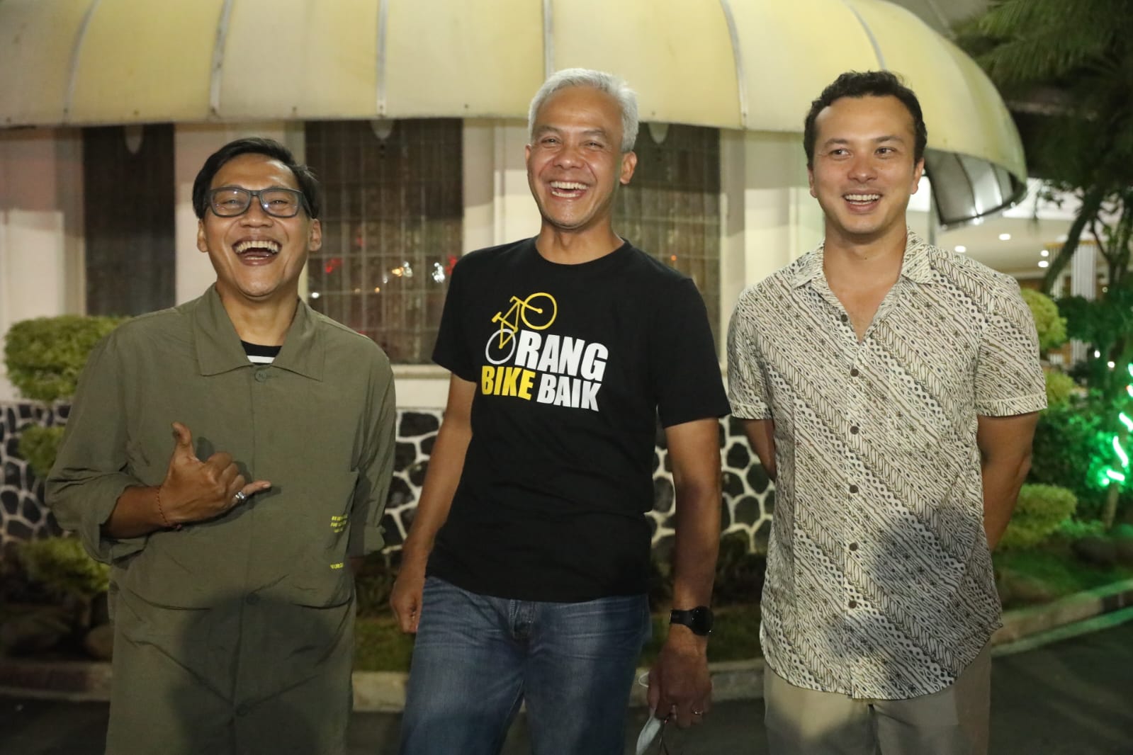 Asyik Ngobrol Dengan Pemeran Film Sayap Sayap Patah, Ganjar: Ternyata Artisnya Ini Luar Biasa