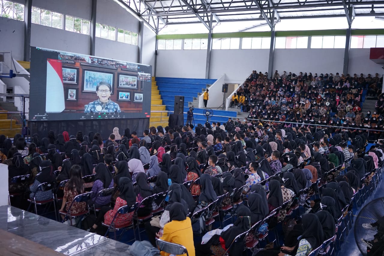 Untidar Magelang Gelar Kuliah Umum Politik Luar Negeri Bersama Kemenlu RI