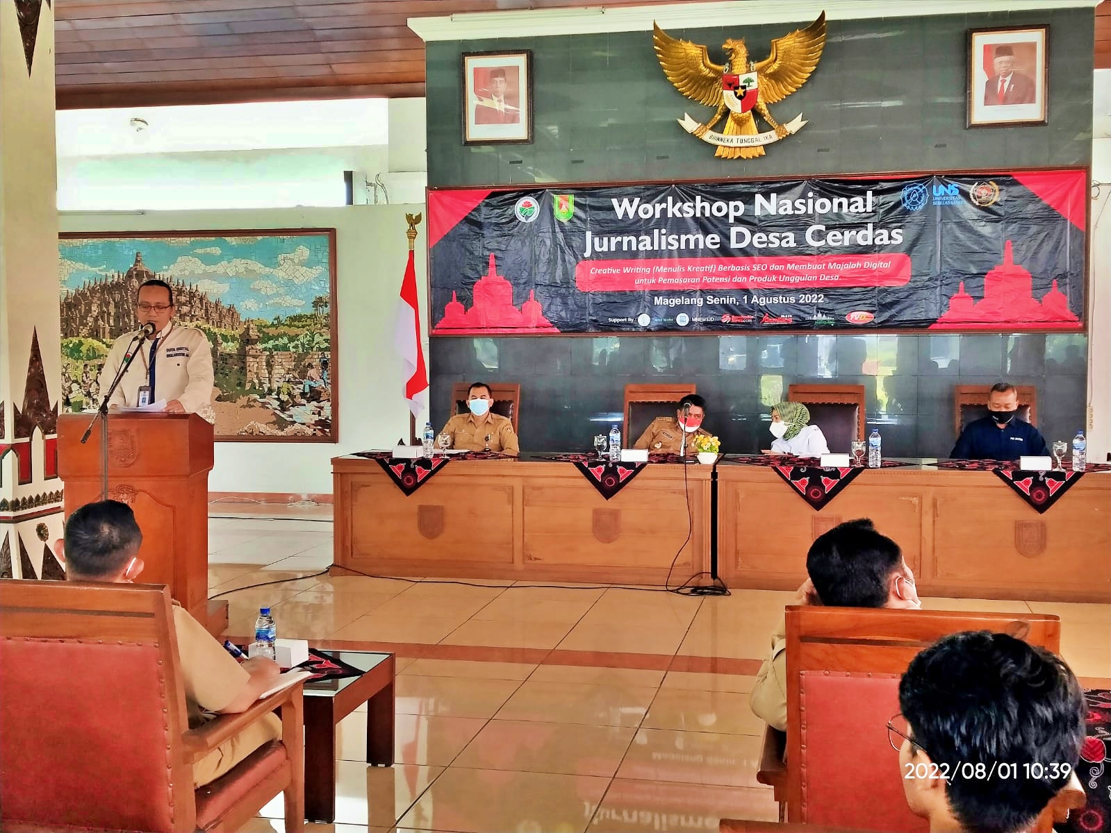 Workshop Nasional Jurnalisme Desa Cerdas digelar secara hybrid melalui Pendopo drh. Soepardi, Komplek Setda, Kabupaten Magelang