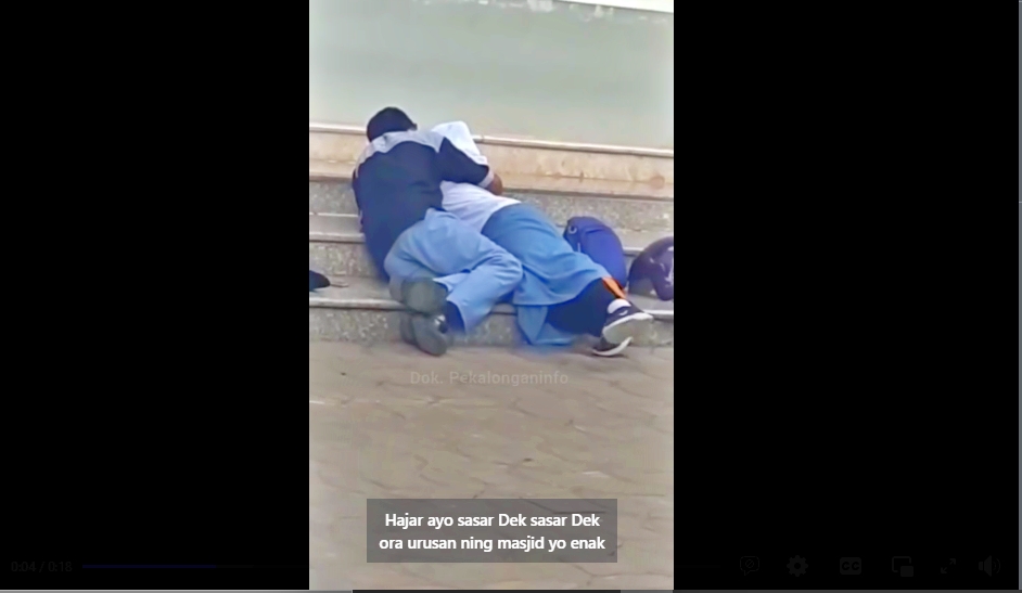 tangkapan layar video pasangan pelajar diduga mesum