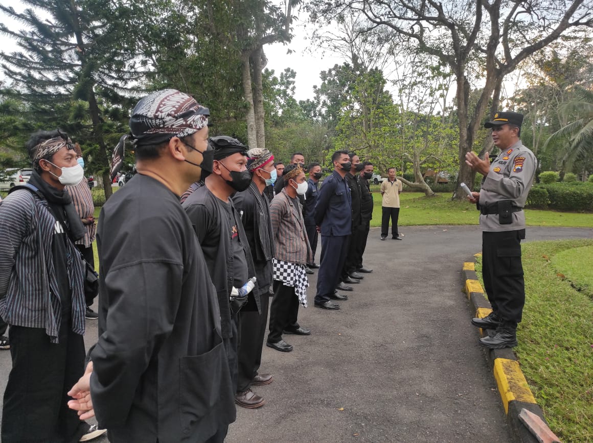 UNIK!!! Polres Magelang Gandeng Jogoboyo Amankan Proses G20 di Borobudur