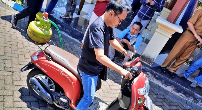 Inovasi Sepeda motor dengan bahan bakar Gas Elpiji