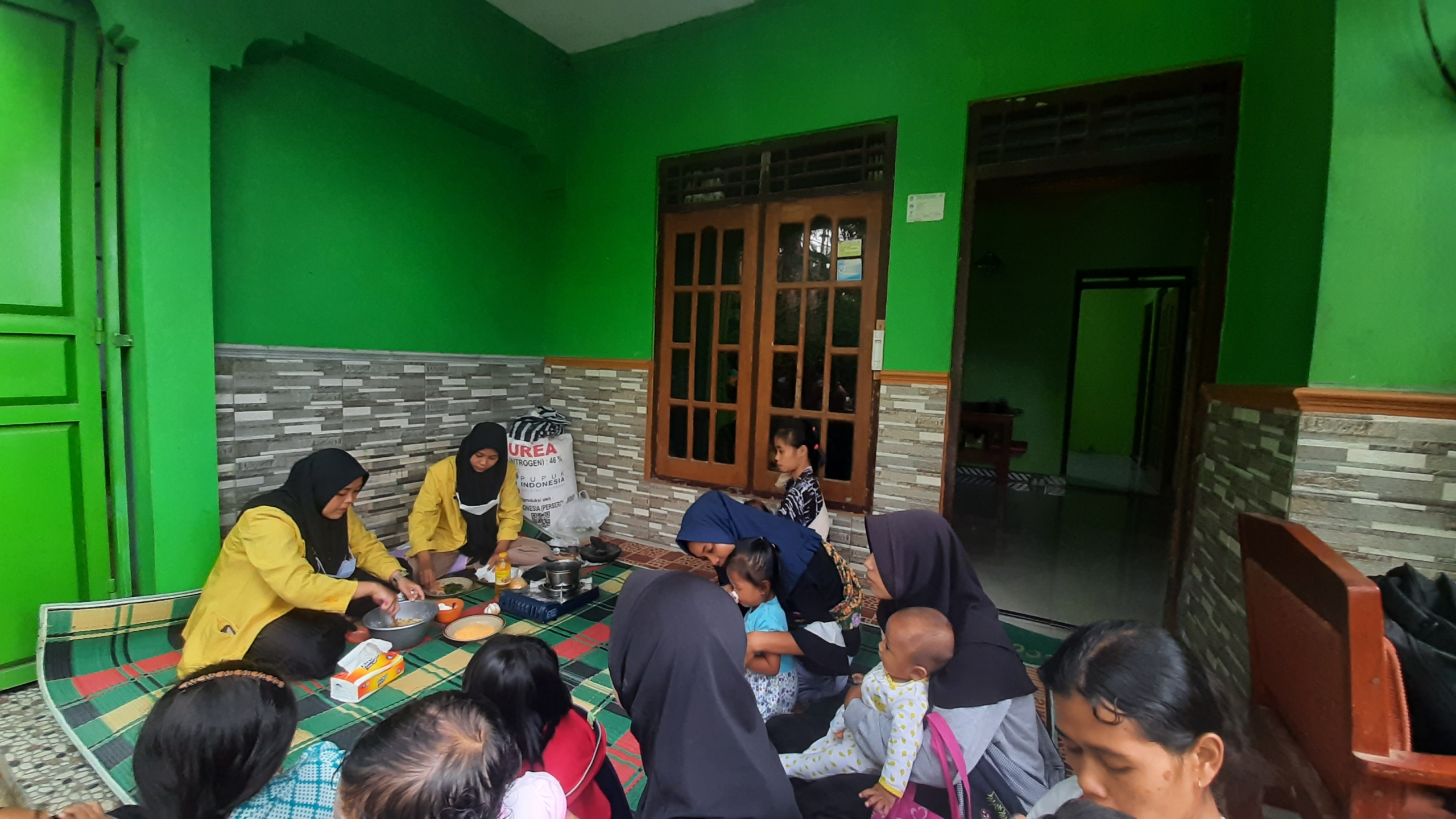Mahasiswa UNNES saat PKL di Grabag