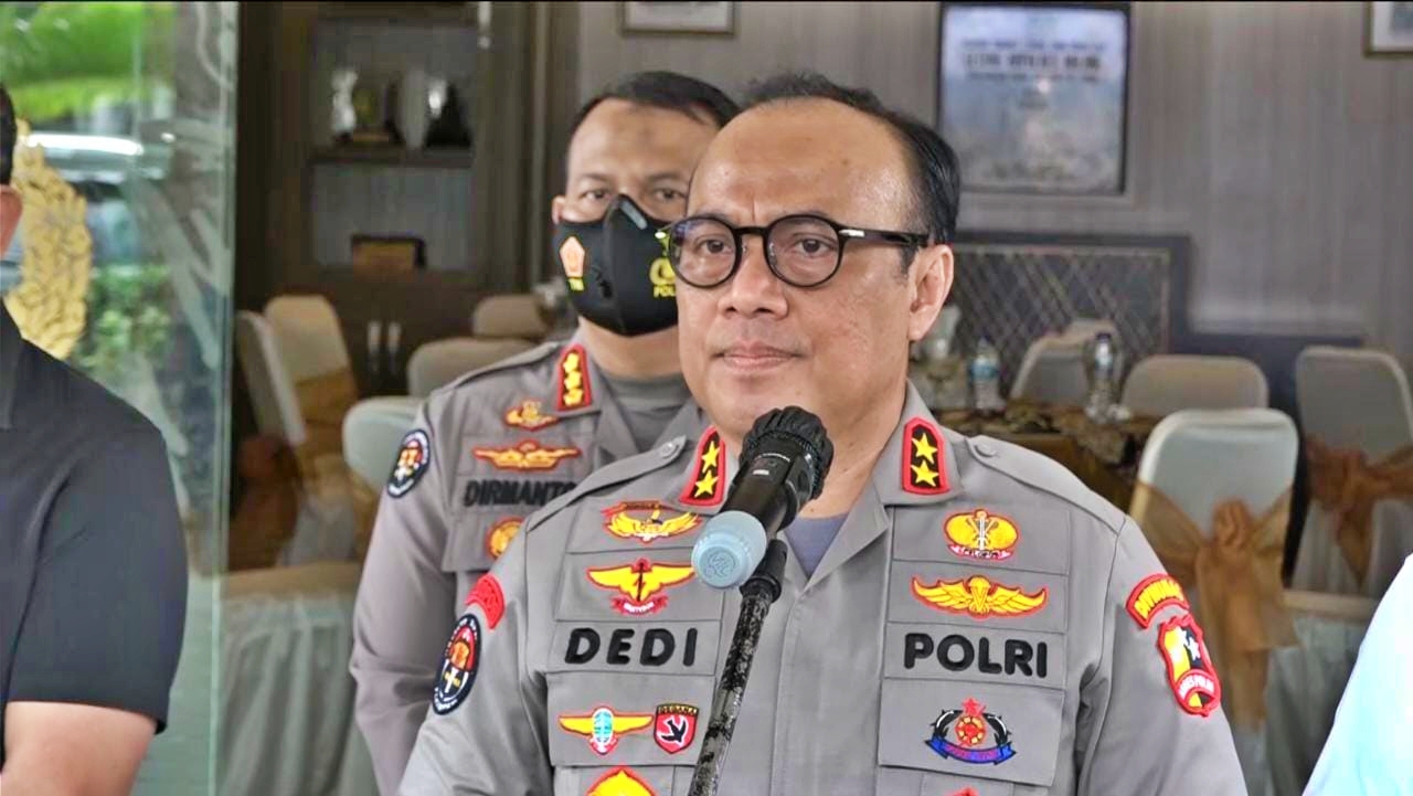Kadiv Humas Polri Irjen Dedi Prasetyo saat sampaikan soal tragedi Kanjuruhan Malang
