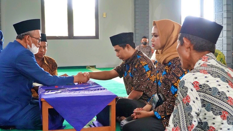 Pria asal Magelang menikah di Masjid Polres karena menjadi tersangka