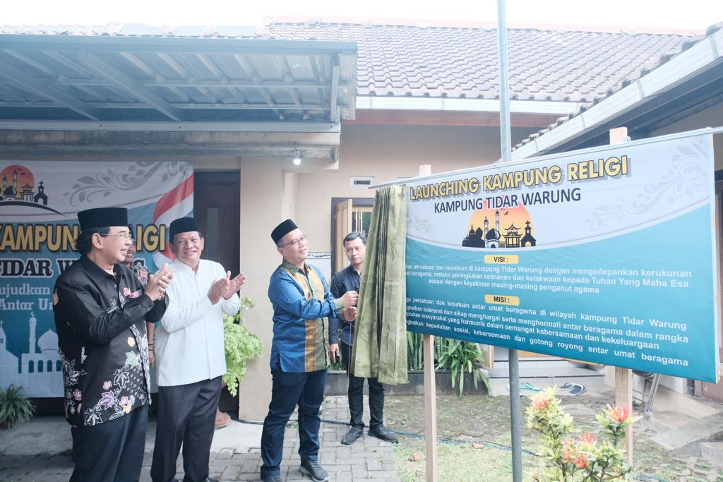 Pemkot Magelang Canangkan Tidar Warung Jadi Kampung Religi
