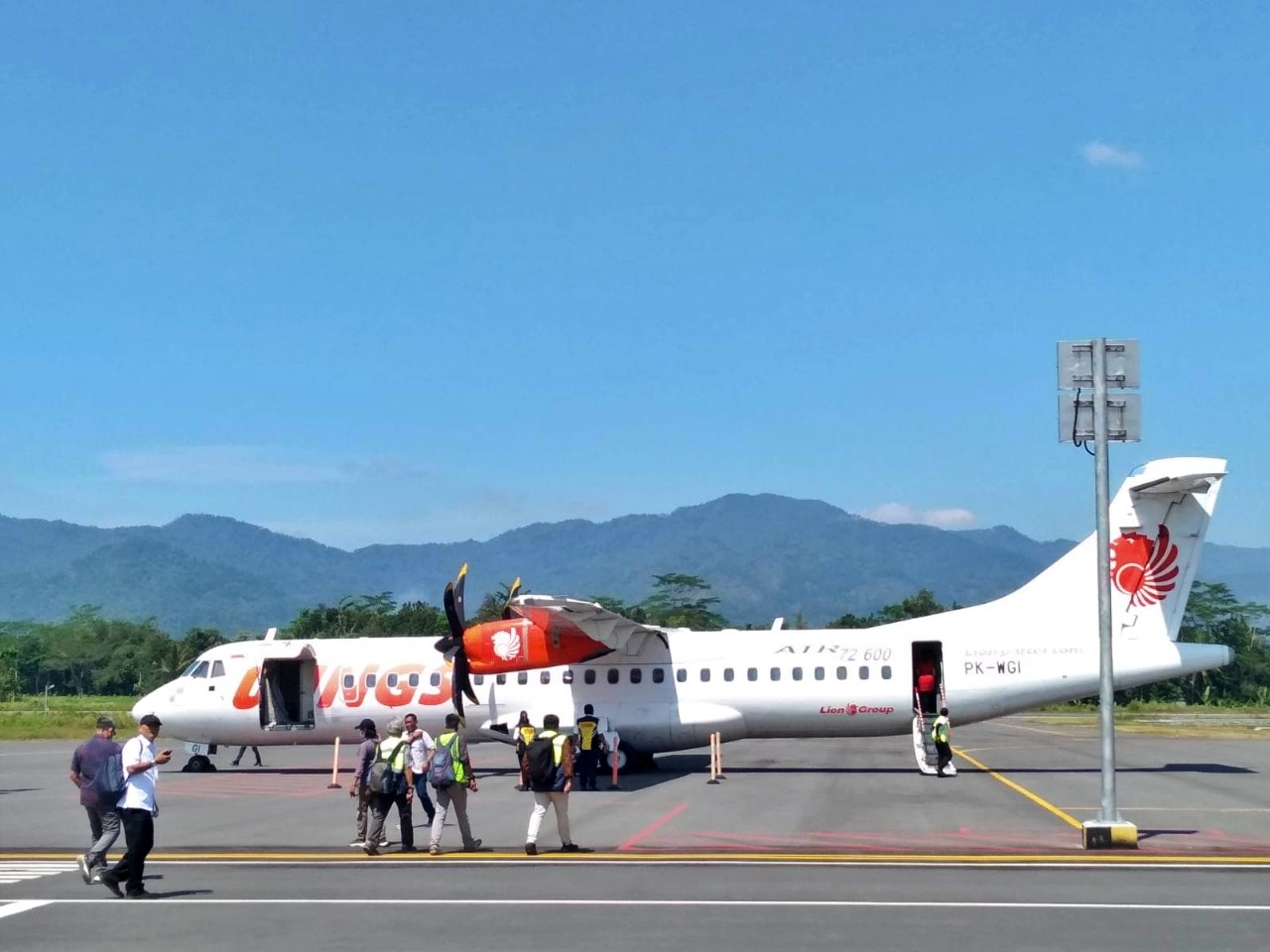 beroperasionalnya kembali Bandara Jenderal Besar Soedirman (Bandara JBS) di Purbalingga