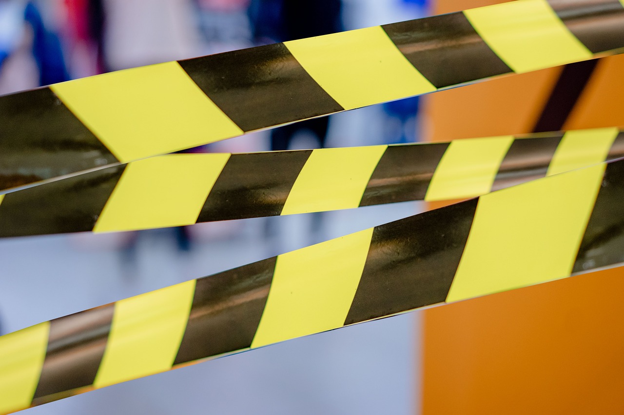 Pohon Tumbang Timpa Mobil Pikap di Blitar, 2 Orang Meninggal Dunia