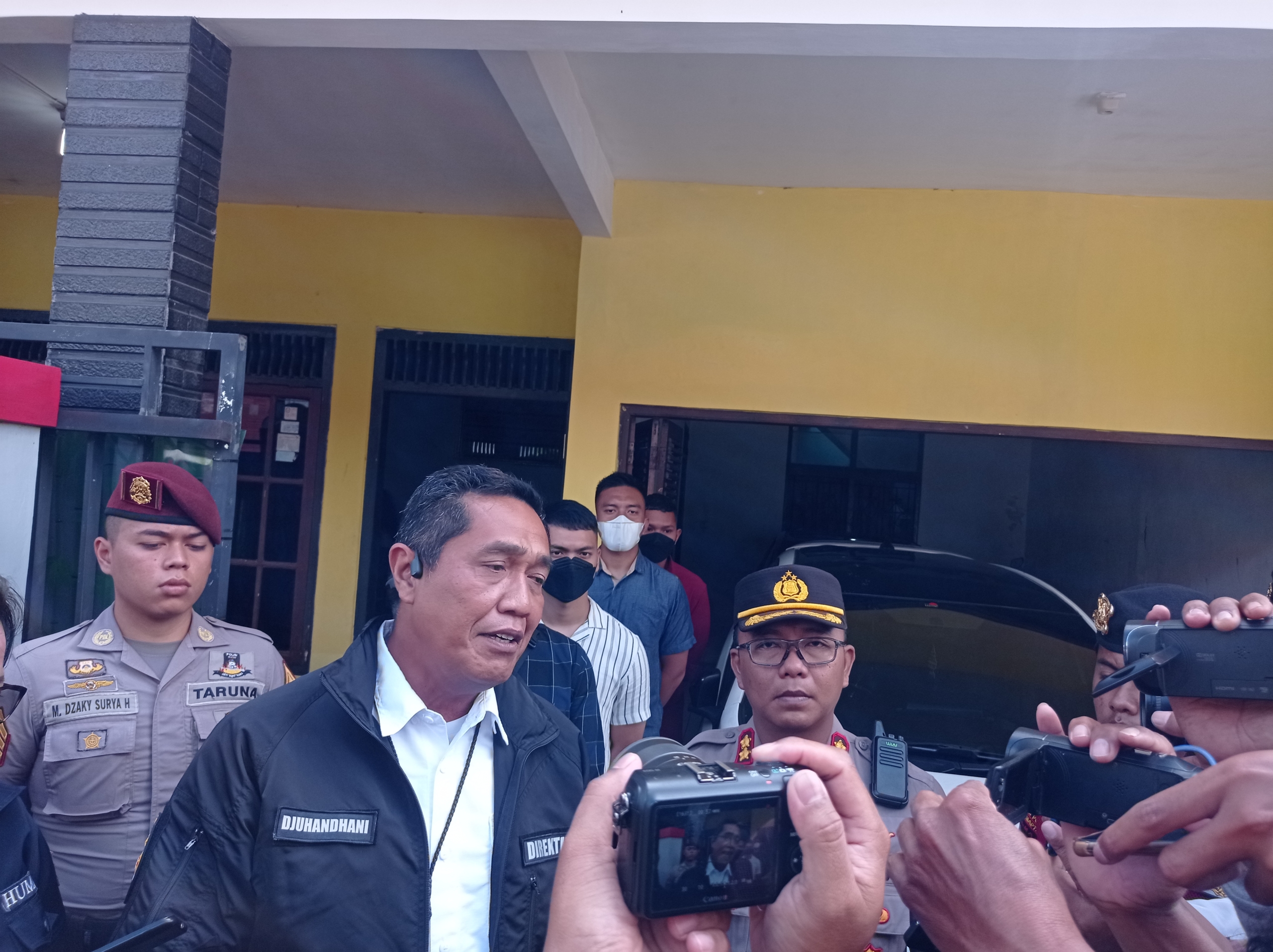 Tersangka Pembunuh Tiga Orang Sekeluarga Ditetapkan, Ini Motifnya