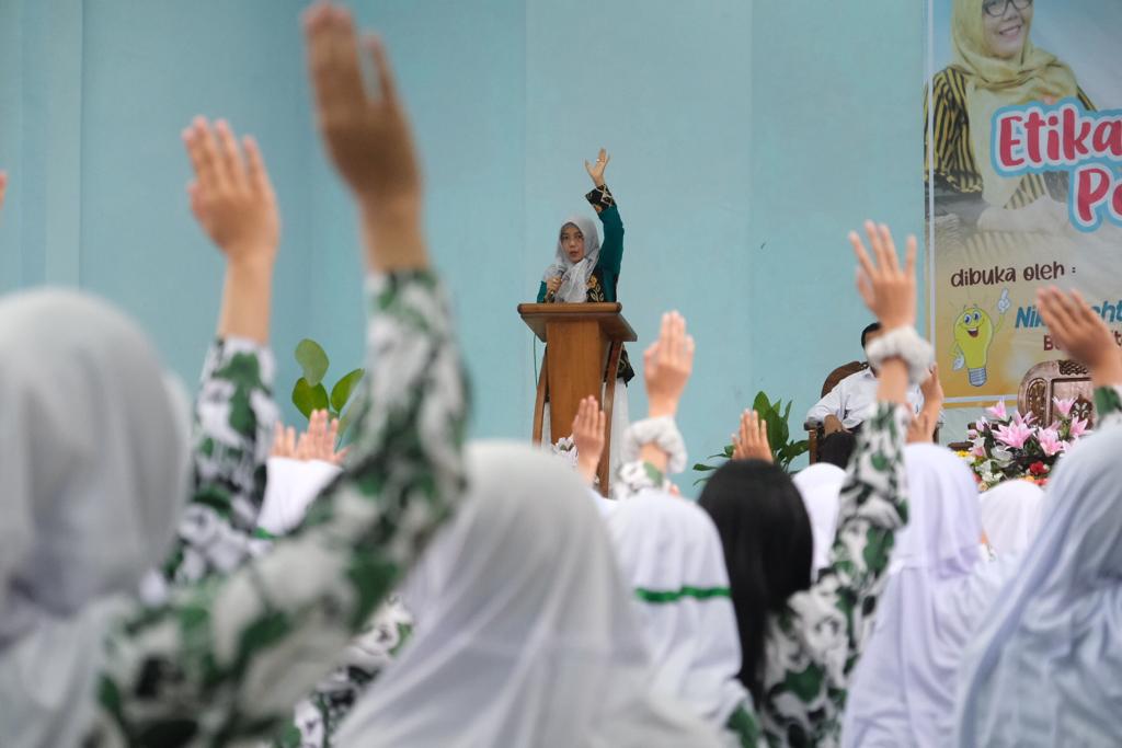 Bunda Literasi Ajak Anak-Anak Kota Magelang Beretika di Media Sosial