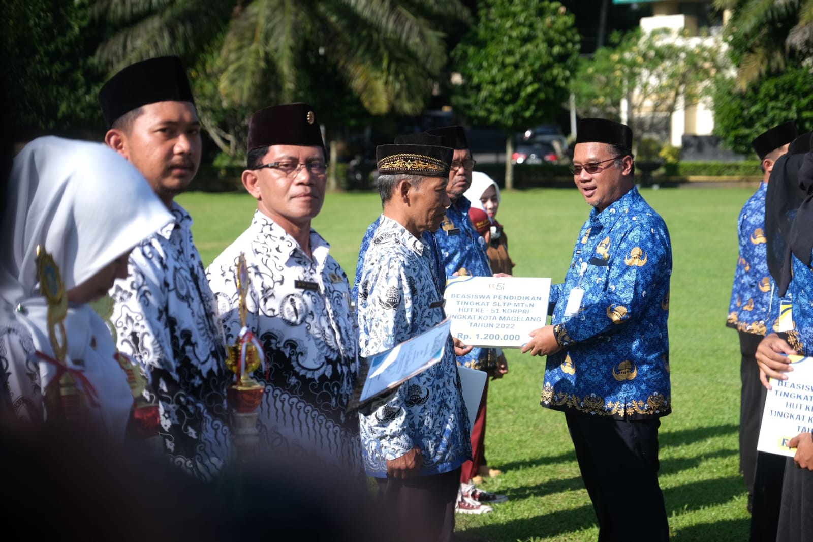 Bahagianya Sarimin, PNS Kota Magelang yang Terima Beasiswa Korpri untuk Anaknya