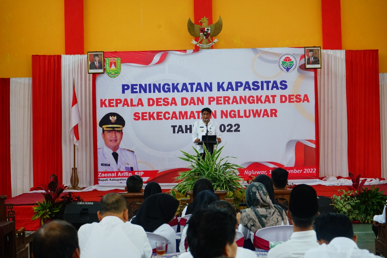 Bupati Magelang Zaenal Arifin saat memberikan arahan pada acara Peningkatan Kapasitas Kepala Desa dan Perangkat Desa se-Kecamatan Ngluwar