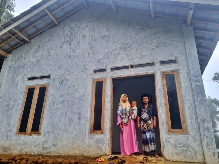 Salah satu penerima program Tuku Lemah Olah Omah di jateng