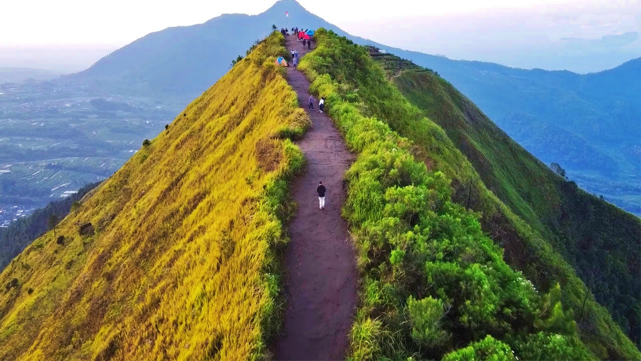Wisata Puncak Gunung Andong Magelang