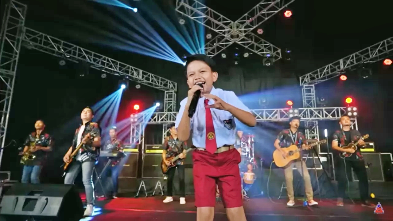 Farel Prayoga - Mangku Buku