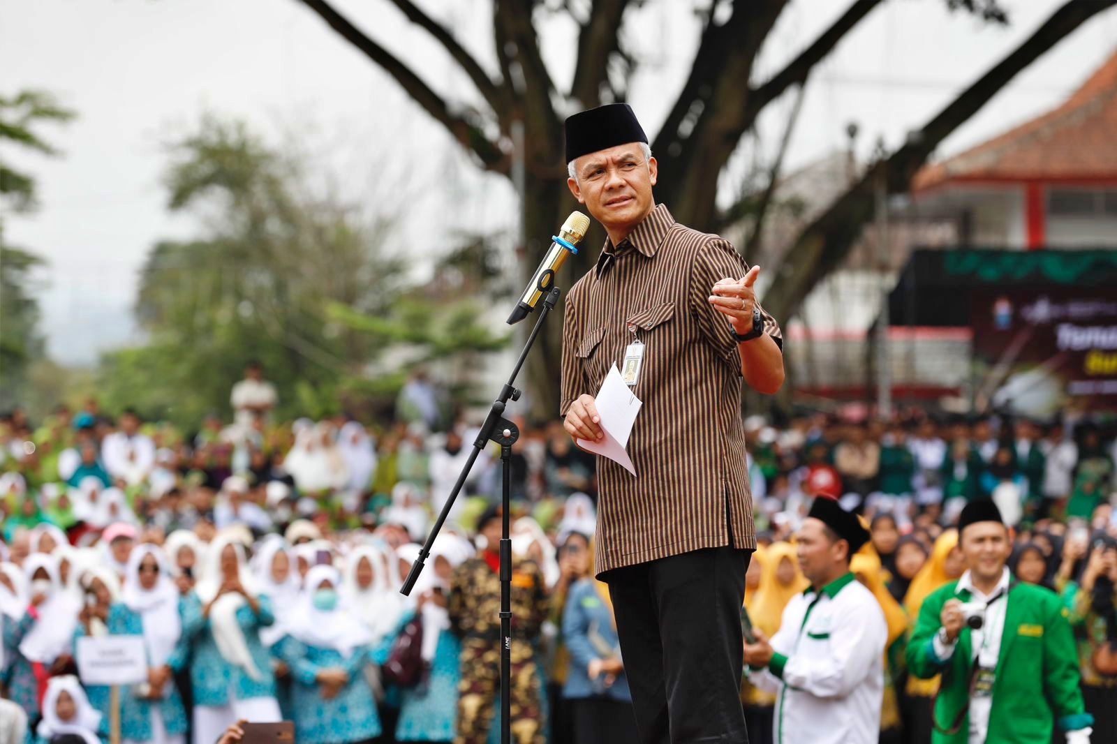 Ganjar Pranowo hadiri Harlah satu Abad NU di Temanggung