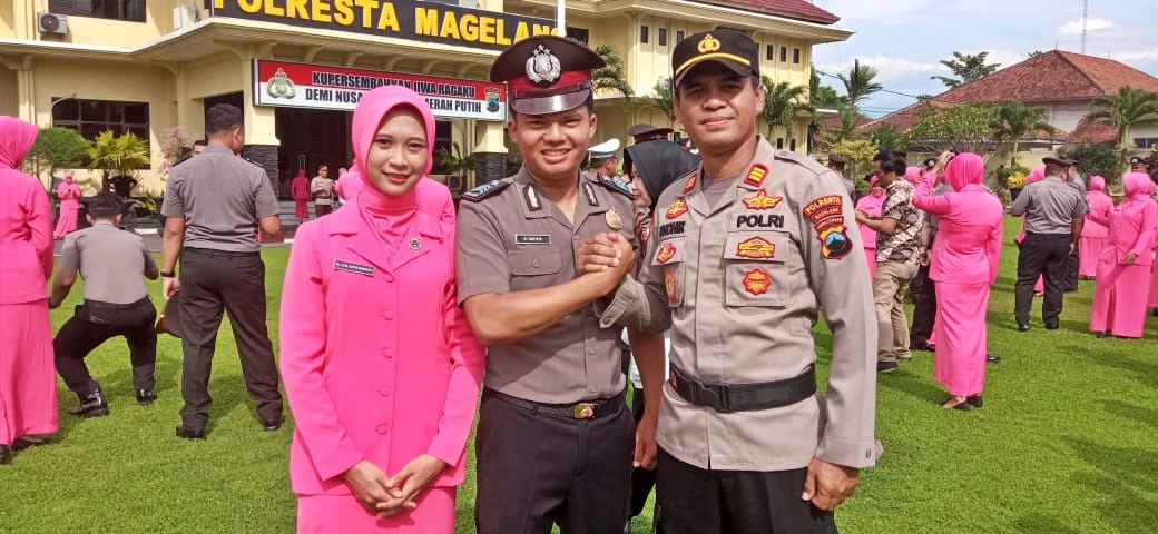 Kapolres Muntilan AKP A. Muthohir saat memberikan ucapan kepada anggotanya yang naik pangkat