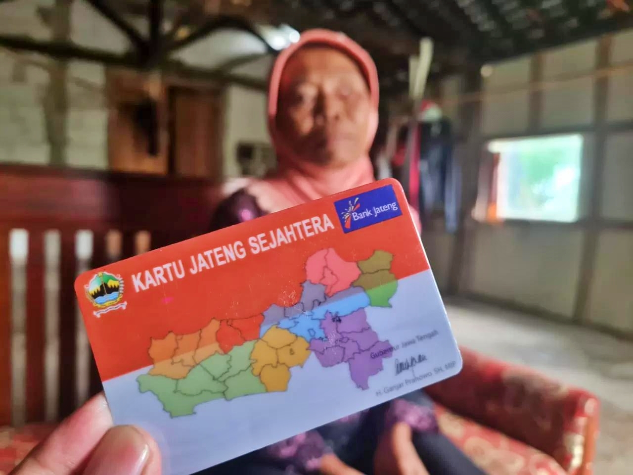 Kartu Jateng Sejahtera solusi entaskan kemiskinan