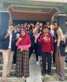Tim PPMT Unimma Gelar Sosialisasi Pengembangan UMKM Makanan Ringan di Kapuhan Sawangan