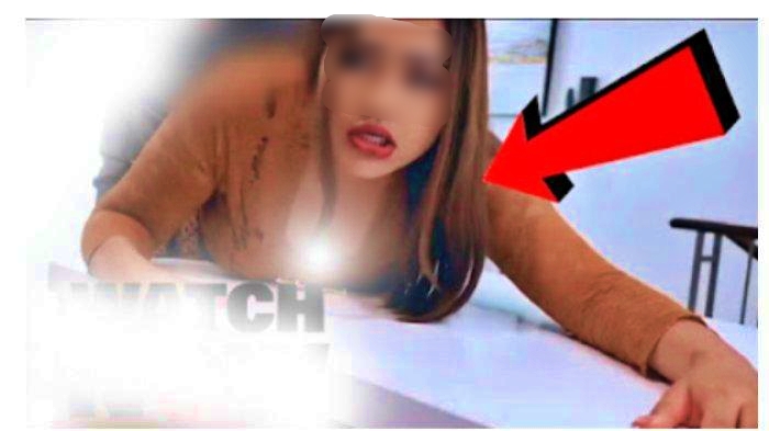 Tangkapan layar video syur kebaya coklat