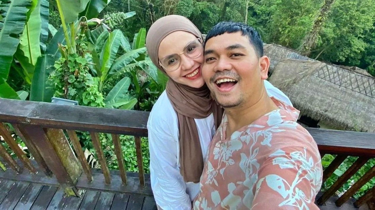 indra bekti diduga cerai