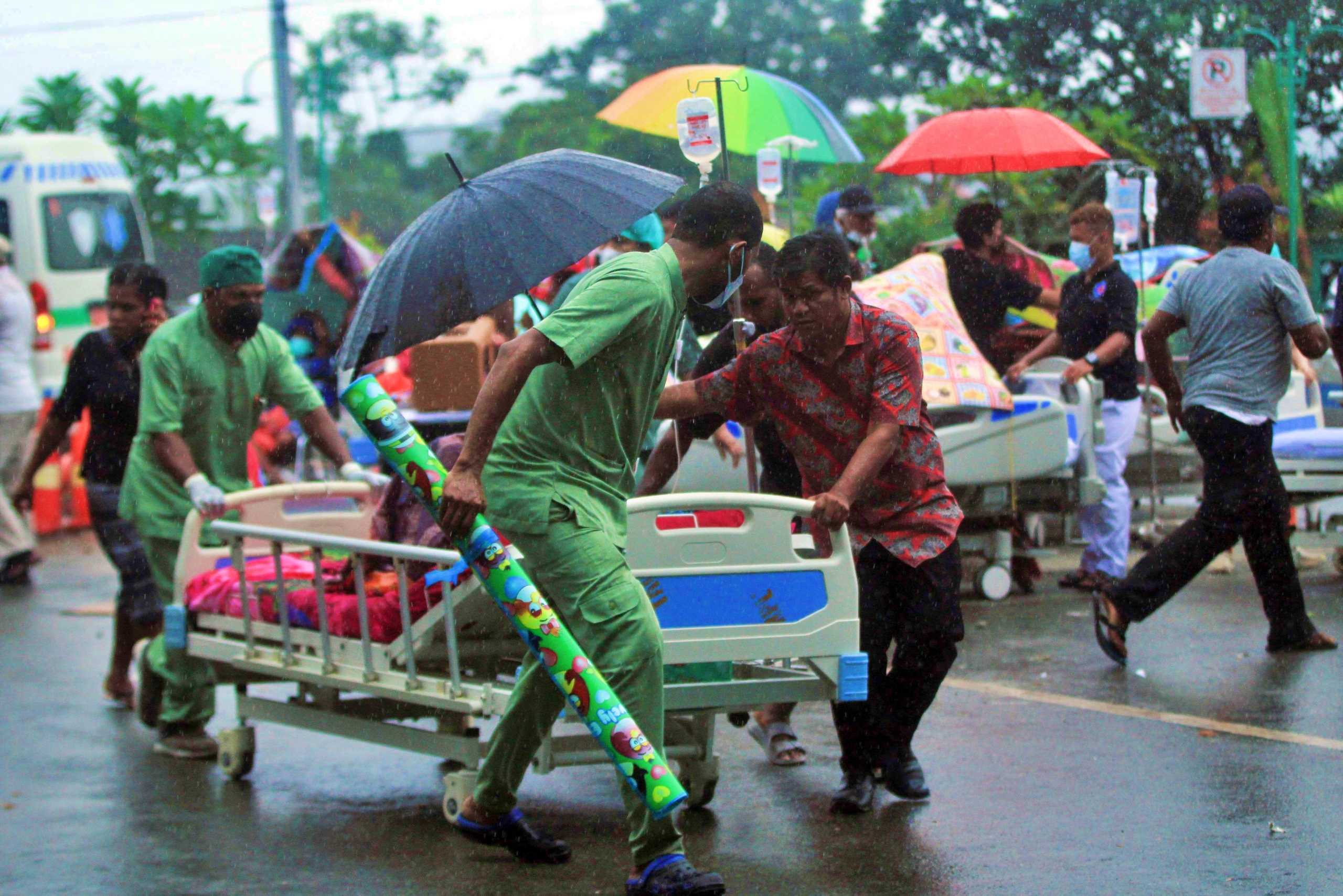 Evakuasi korban gempa jayapura papua_ foto RRI