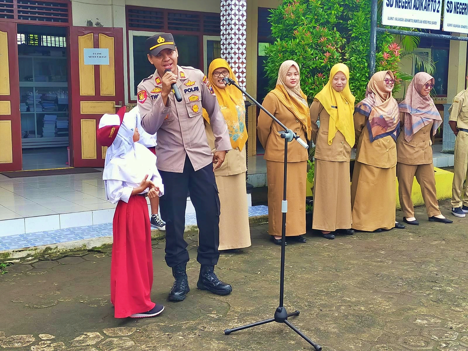 Kapolsek Muntilan AKP Abdul Mutohir