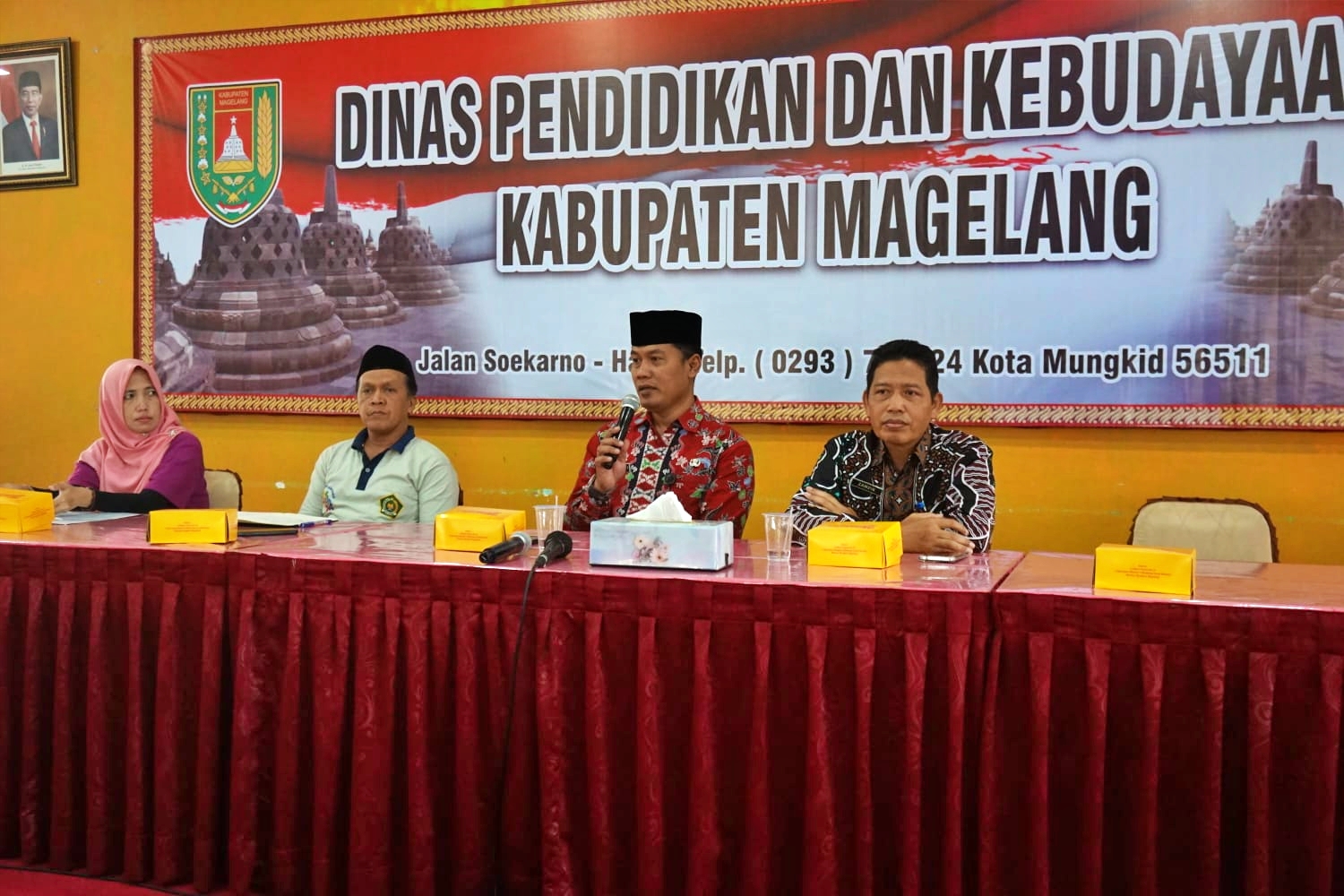 Pemkab Magelang melalui Disdikbud kumpulkan Kepsek SMP dan MTS di wilayahnya