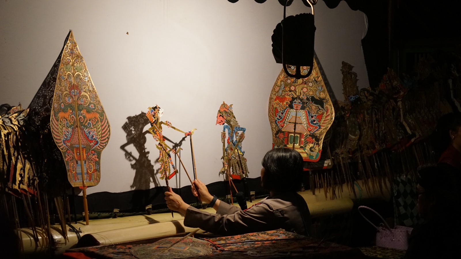 Tampil di Pondok Tingal Borobudur, Kapolres Magelang Kota Mendalang