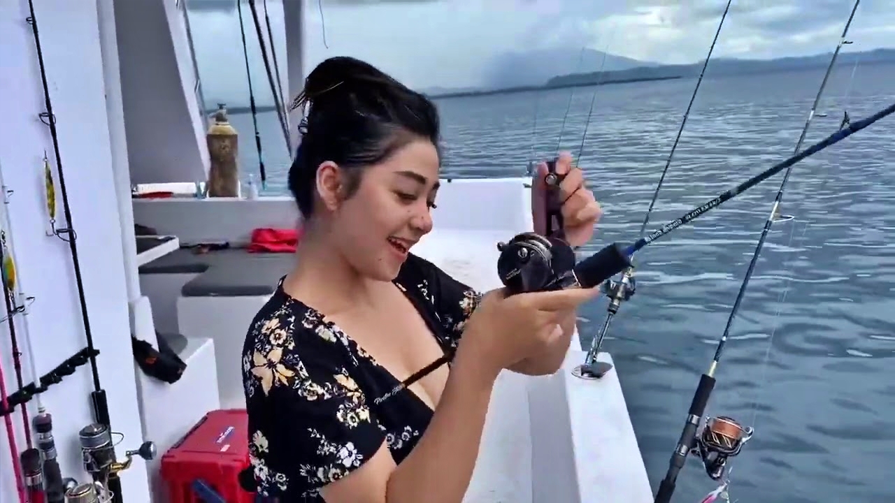 ilustrasi mancing ikan dan arti mimpi ikan