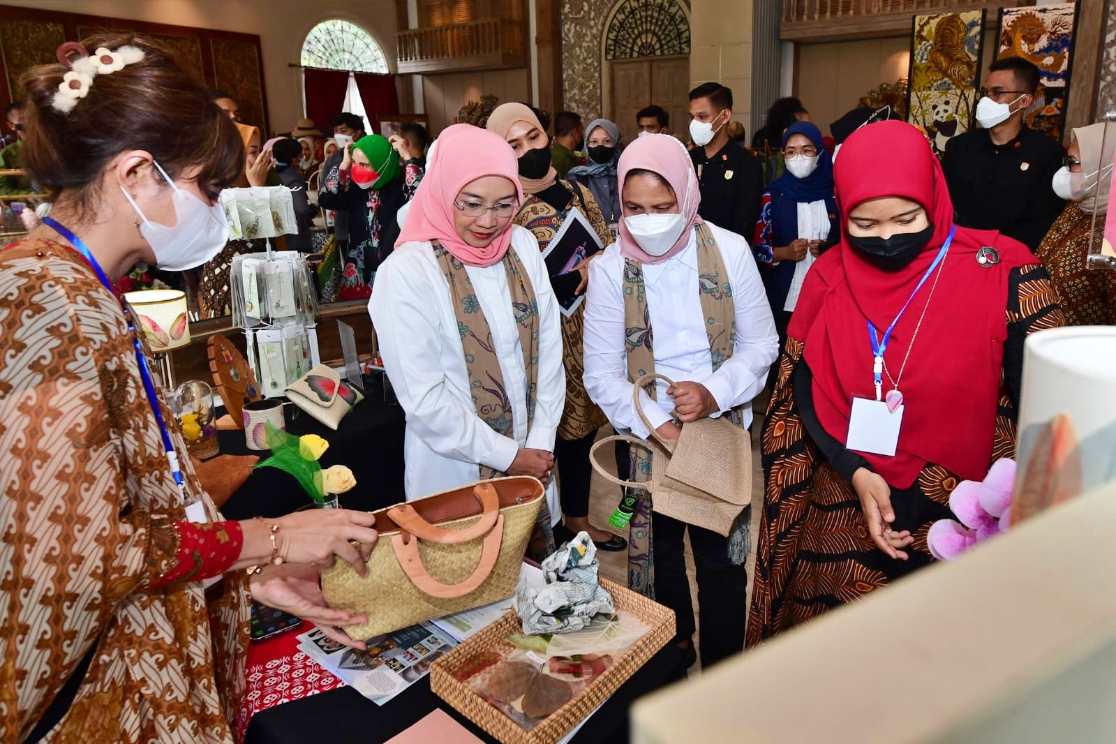 iriana Jokowi saat di Pameran UMKM di Magelang