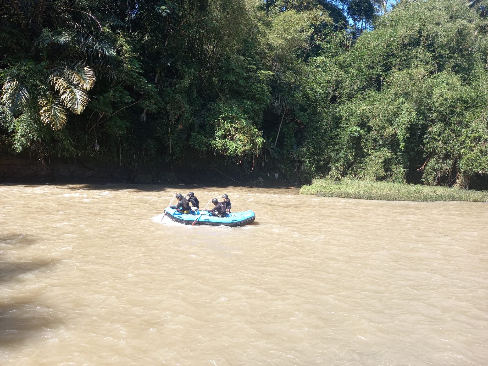 MTCC Unimma: Sosialisasi Smoke Free di Mentari Rafting Competition 2023