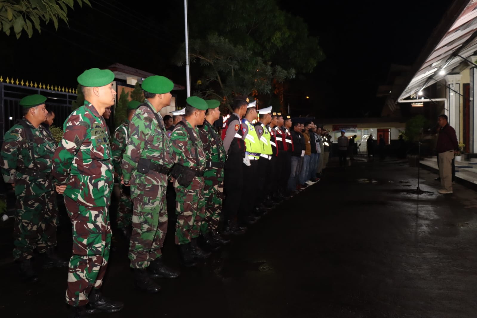 Patroli Gabungan di Kota Magelang, Polisi Amankan Pil Koplo hingga Bahan Peledak