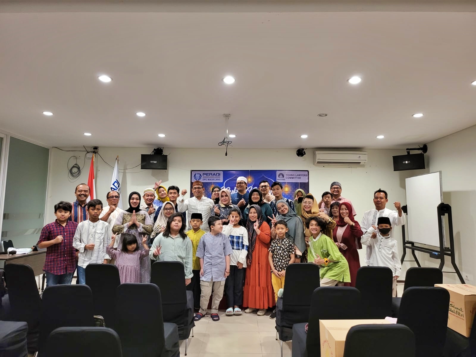 DPC PERADI Magelang buka puasa bersama anak yatim