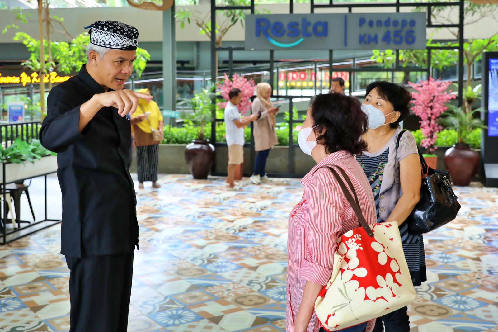 Ganjar Pranowo saat cek rest area jelang mudik lebaran