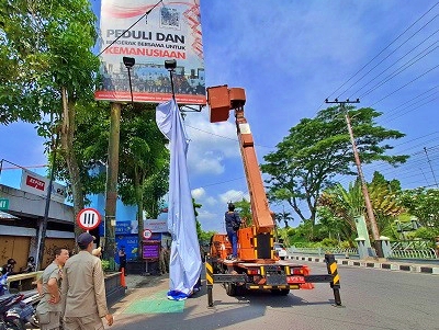 Satpol PP Kota Magelang tertibkan baliho