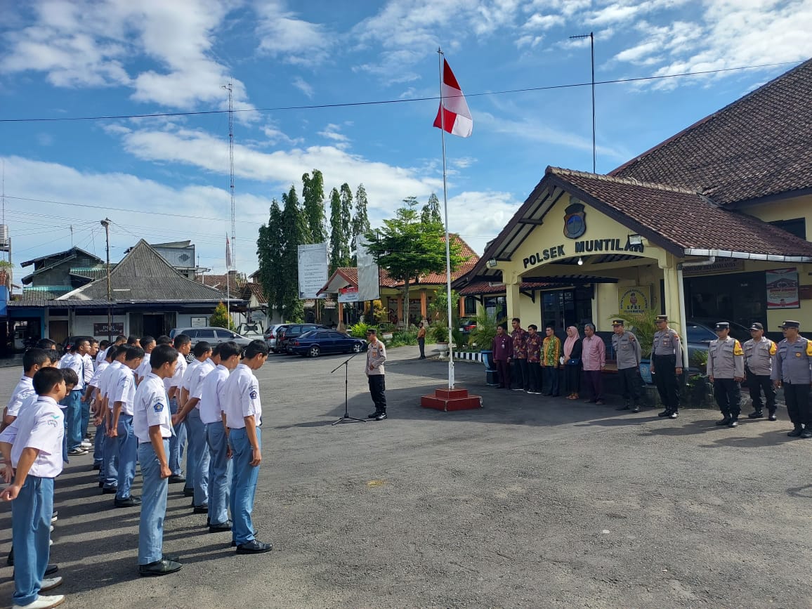Cegah Kriminalitas di Kalangan Remaja, Polsek Muntilan Beri Pembinaan ke Puluhan Pelajar