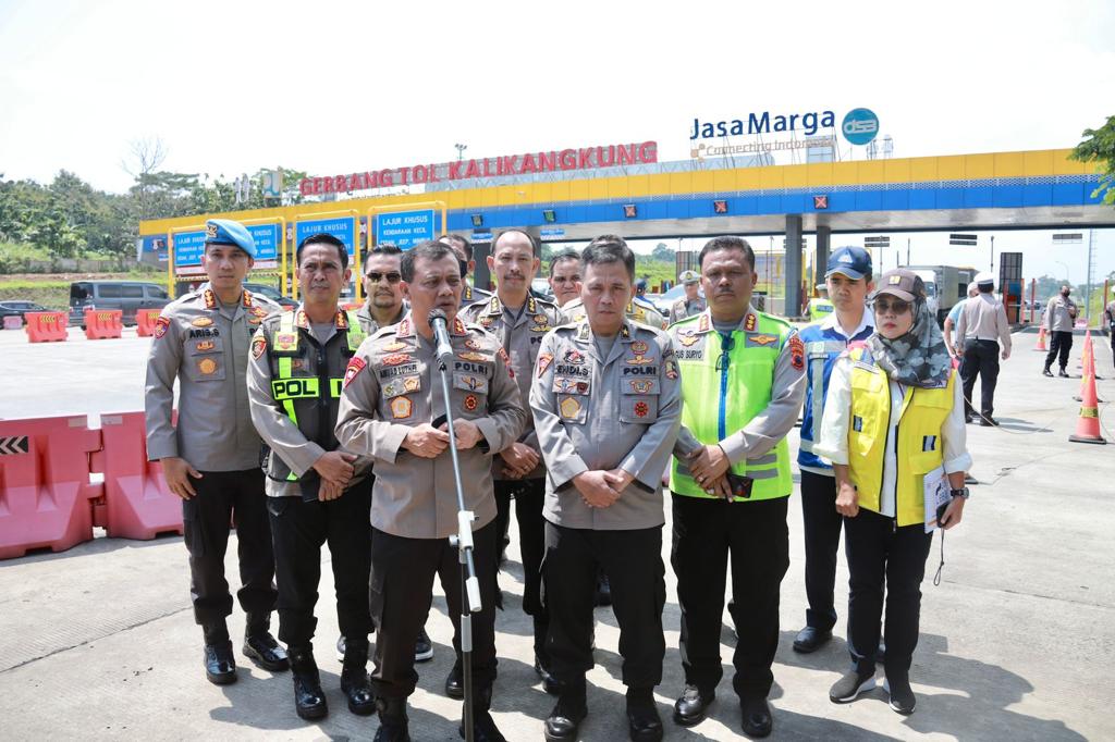Kapolda Jateng Cek Kesiapan Pengamanan Mudik di GT Kalikangkung