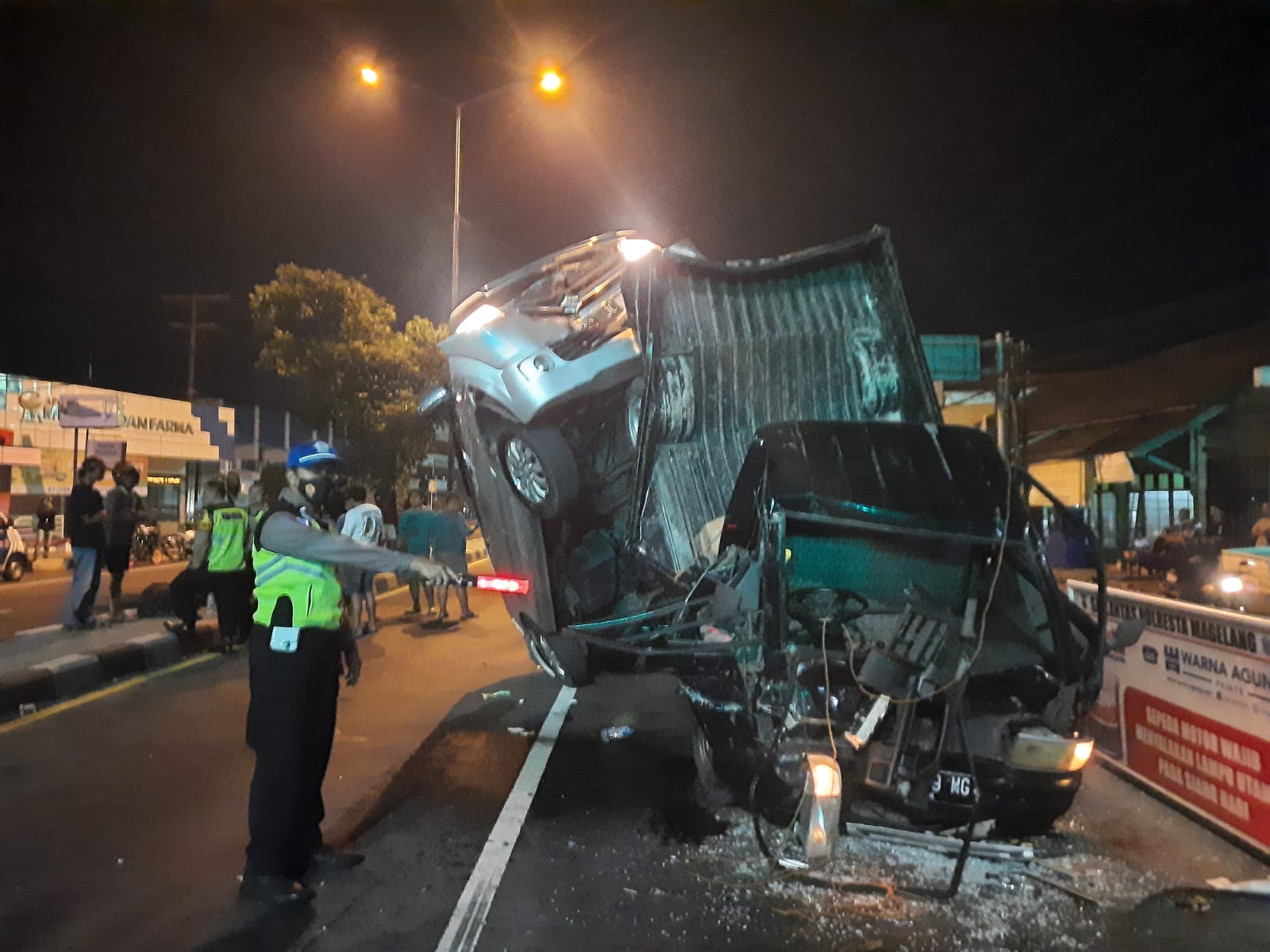 6 Kendaraan Terlibat Kecelakaan Beruntun di Magelang, Satu Orang Luka