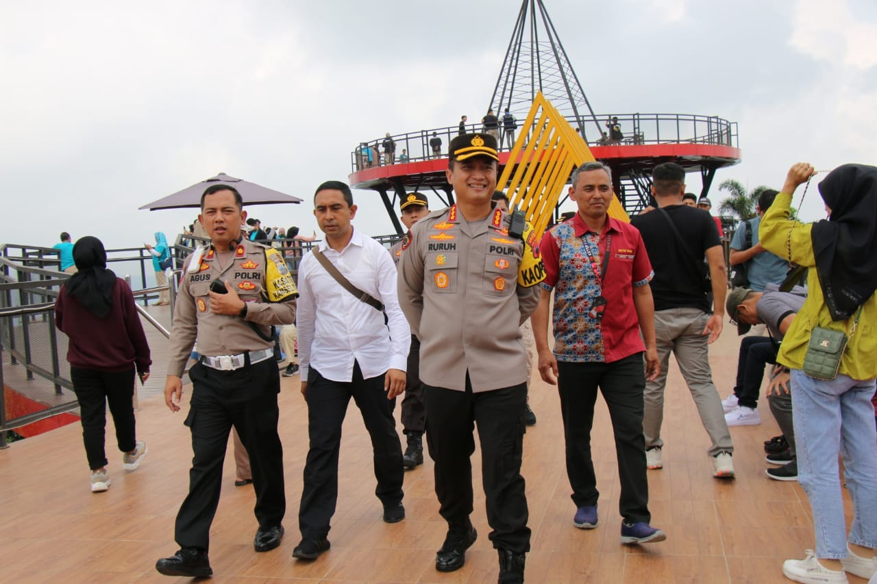 Polresta Magelang Siagakan Personel Antisipasi Kepadatan Pengunjung di Objek Wisata