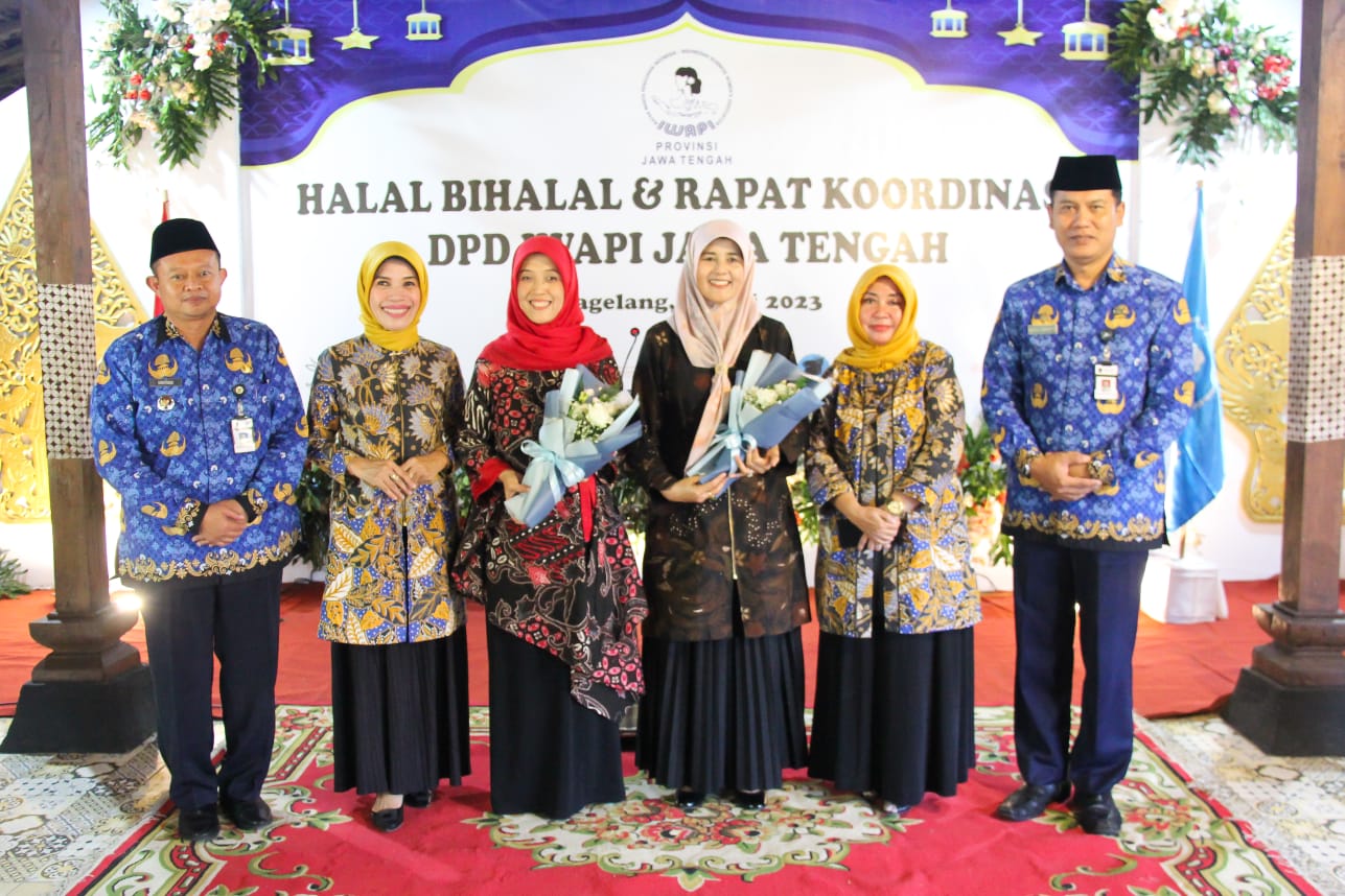 halal bihalal dan rapat koordinasi Ikatan Wanita Pengusaha Indonesia (IWAPI) se-Jawa Tengah.