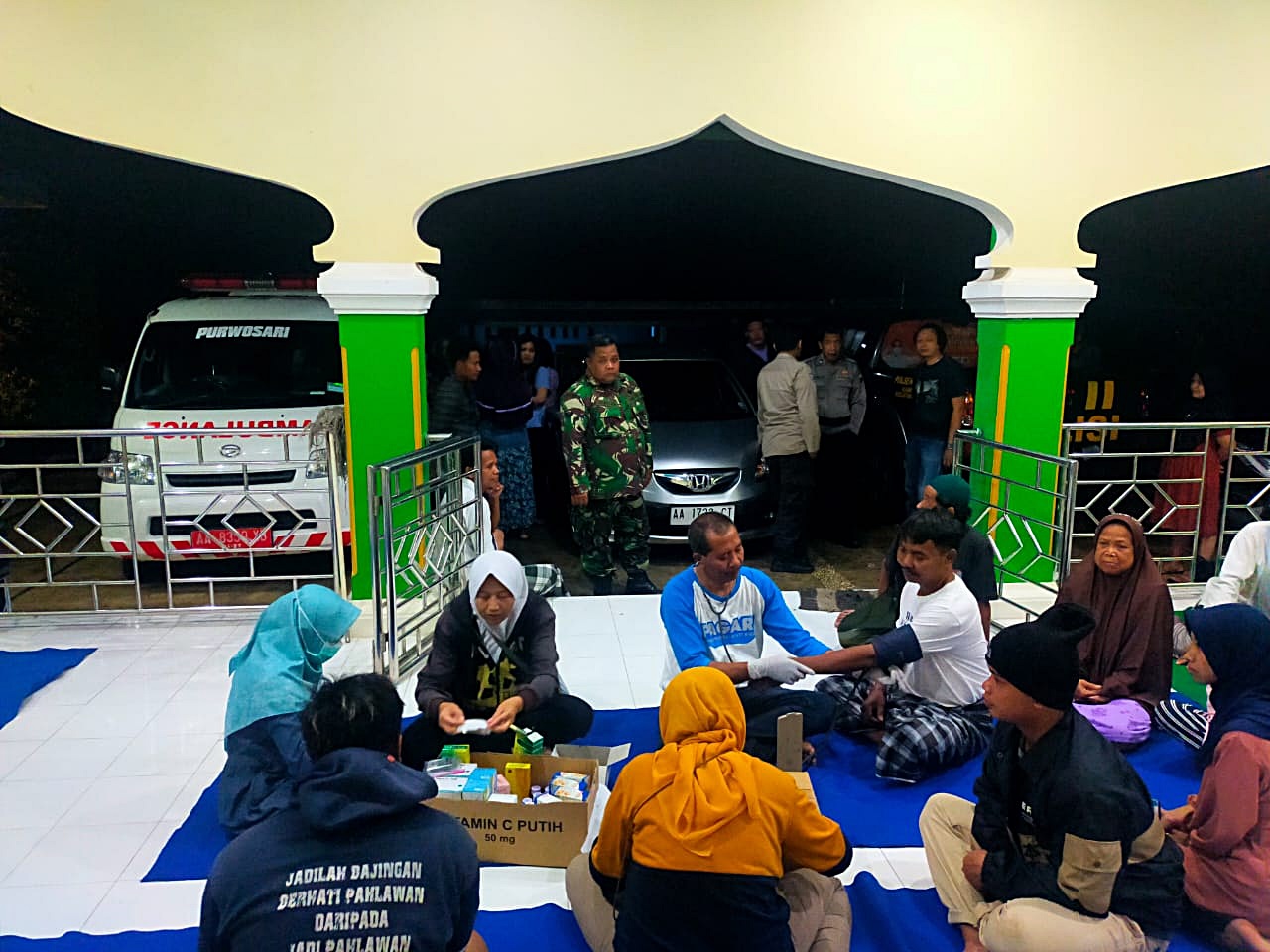 Setelah Syawalan Puluhan Warga Salaman diduga keracunan massal