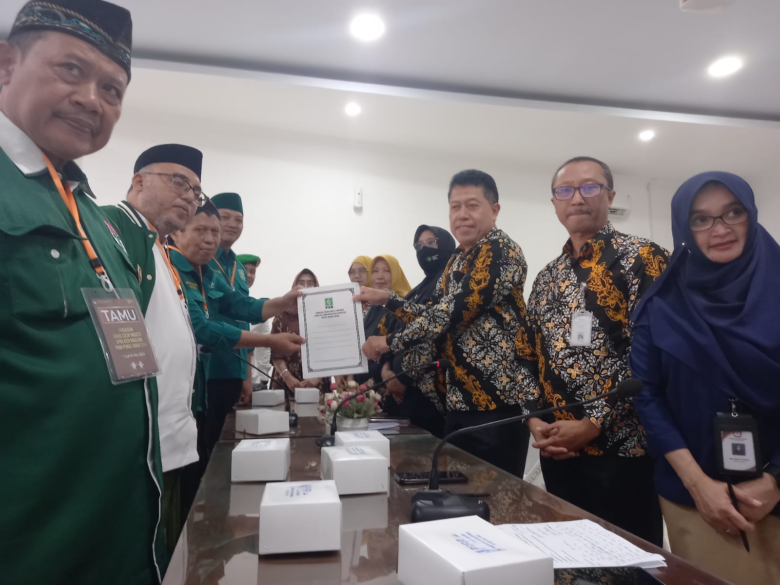 Kesenian Warnai Pendaftaran Bacaleg PKB Kota Magelang ke KPU