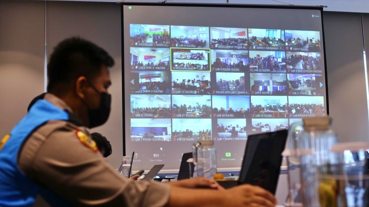 pemanfaatan teknologi digital sebagai bentuk penguatan prinsip BETAH (Bersih, Transparan, Akuntabel dan Humanis) dalam penerimaan anggota Polri