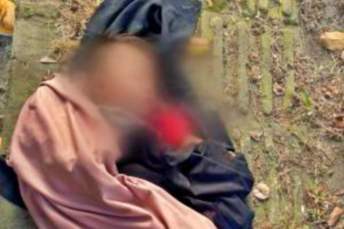 Bayi menangis dibungkus plasti dibuang di tong sampah dikira kucing