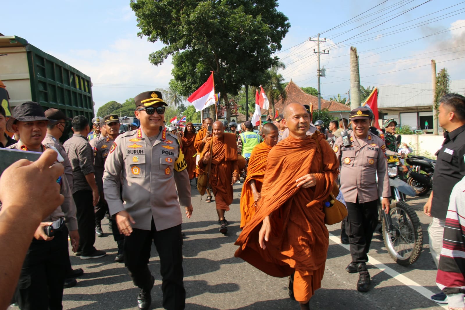 Pastikan Perayaan Waisak Aman, Polresta Magelang Lakukan Pengamanan Dan Rekayasa Lalu Lintas