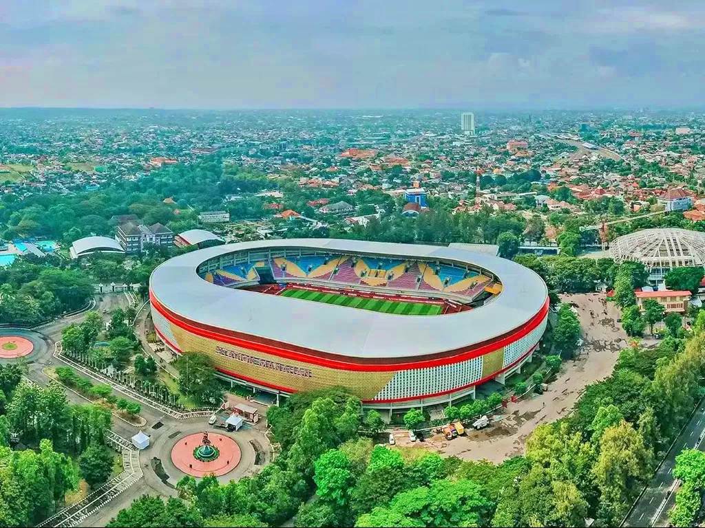 Stadion standara FIFA di Jateng dibangun selama 9 tahun