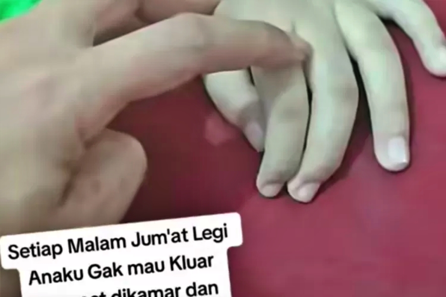 Viral sebuah video singkat menunjukkan seorang anak yang memiliki tangan yang bersinar setiap malam Jumat Legi