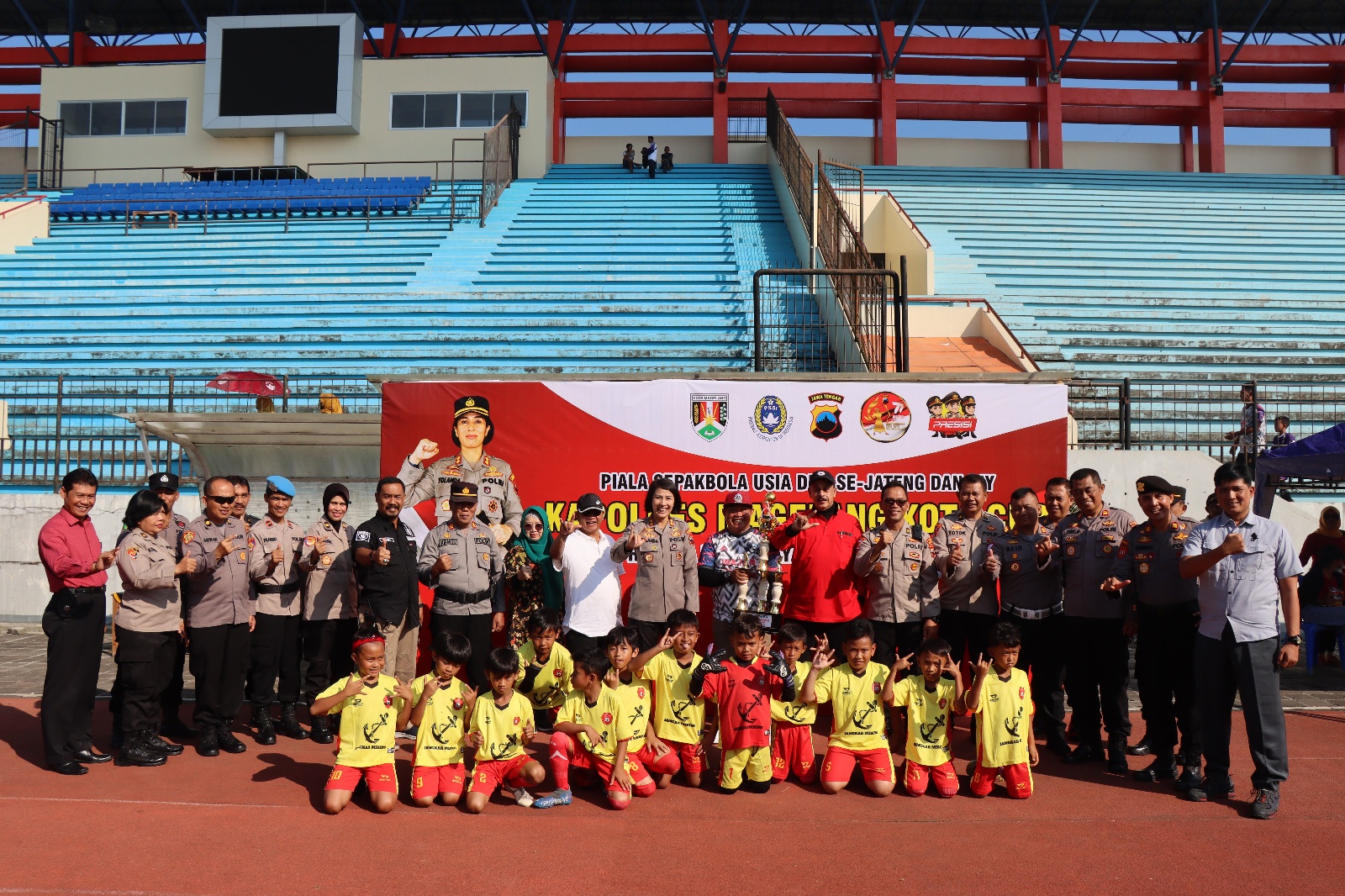 Kompetisi Sepak Bola Usia Dini Kapolres Magelang Kota Cup Meriahkan Hari Bhayangkara Ke-77