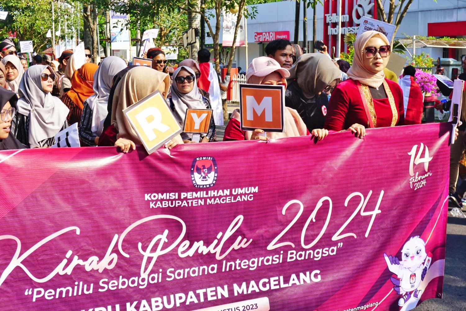 KPU Kabupaten Magelang kirab Pemilu 2024
